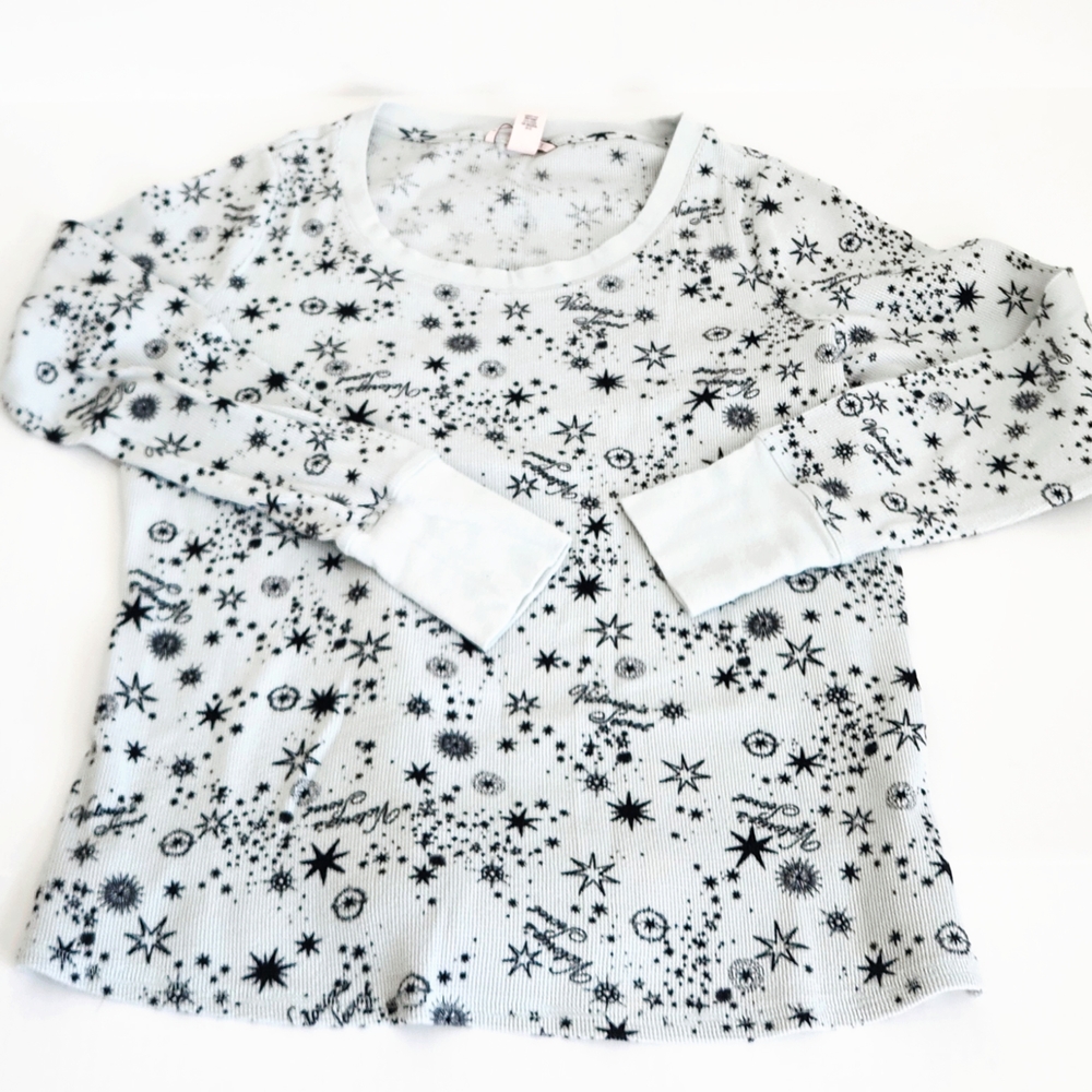Victoria's Secret White Star Print Pajama Set - Picture 4 of 8